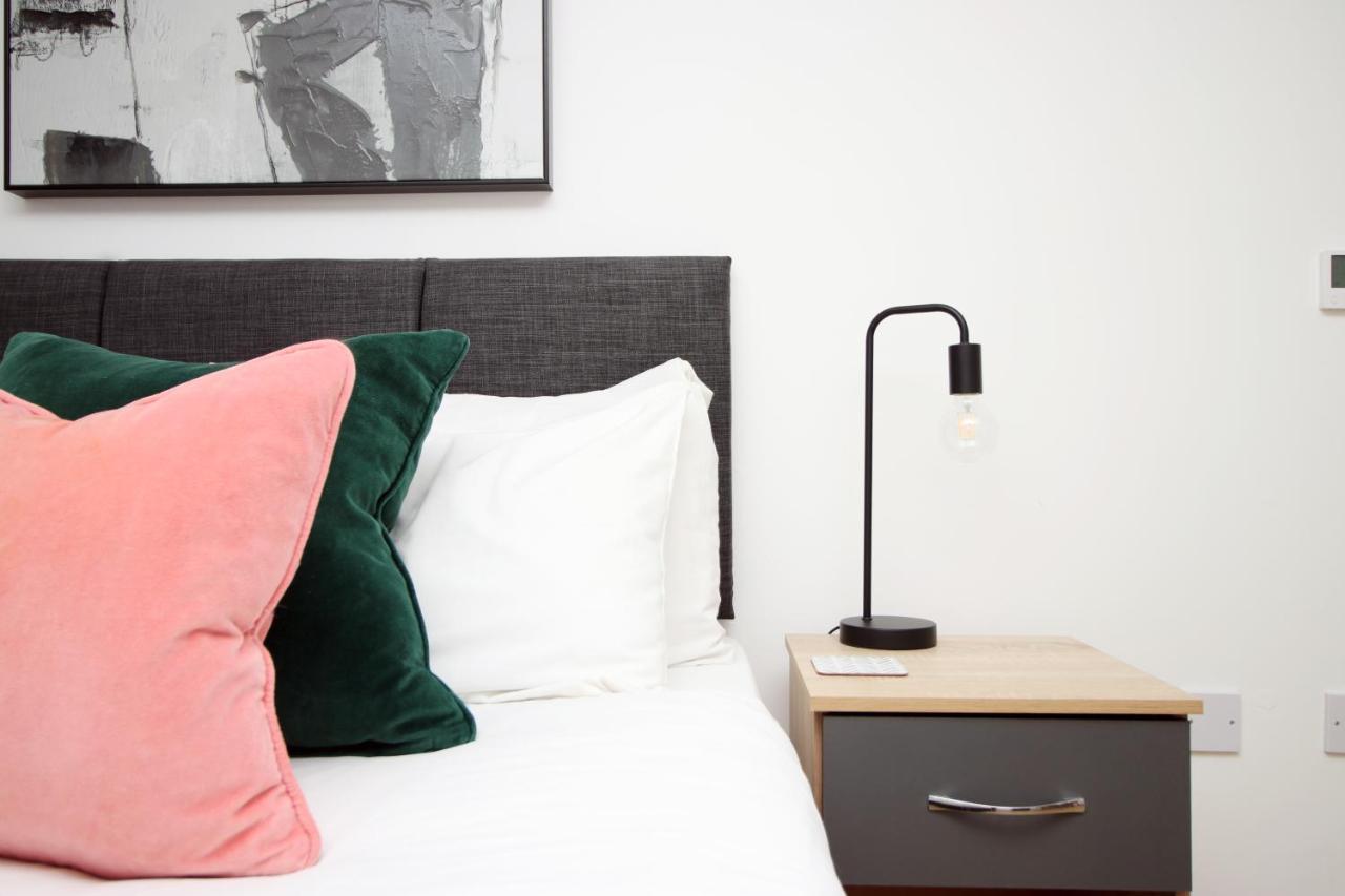 Flat 1 Batheaston By Mia Living Stylish 1 Bedroom Property With Free Parking Экстерьер фото